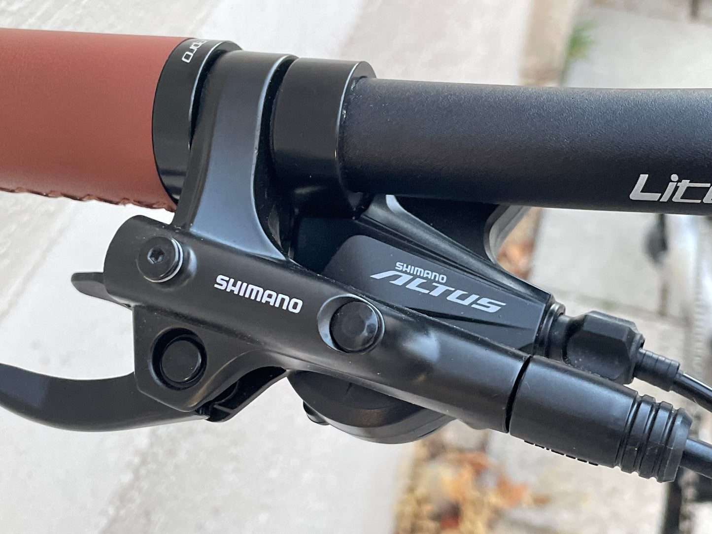 FNHON GUST 20 Zoll 9 Gänge SHIMANO ALTUS